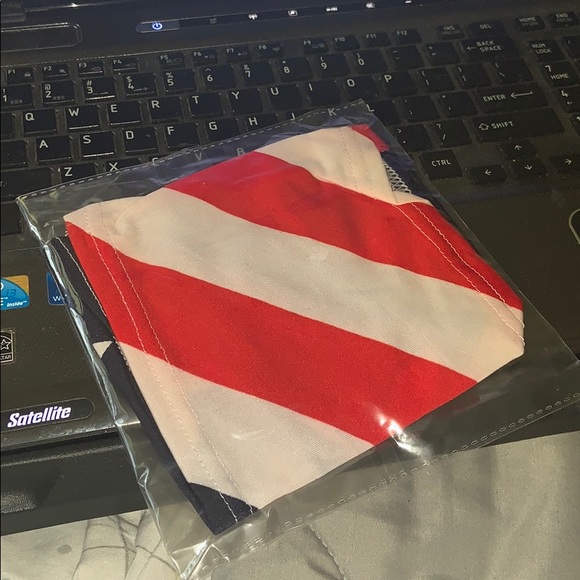 [FINAL PRICE] 🍃 red white blue Patriotic tube top - Picture 6 of 11